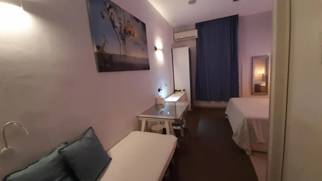 Youth Station Hostel Roma