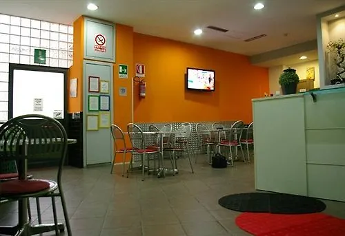 Youth Station Hostel Roma